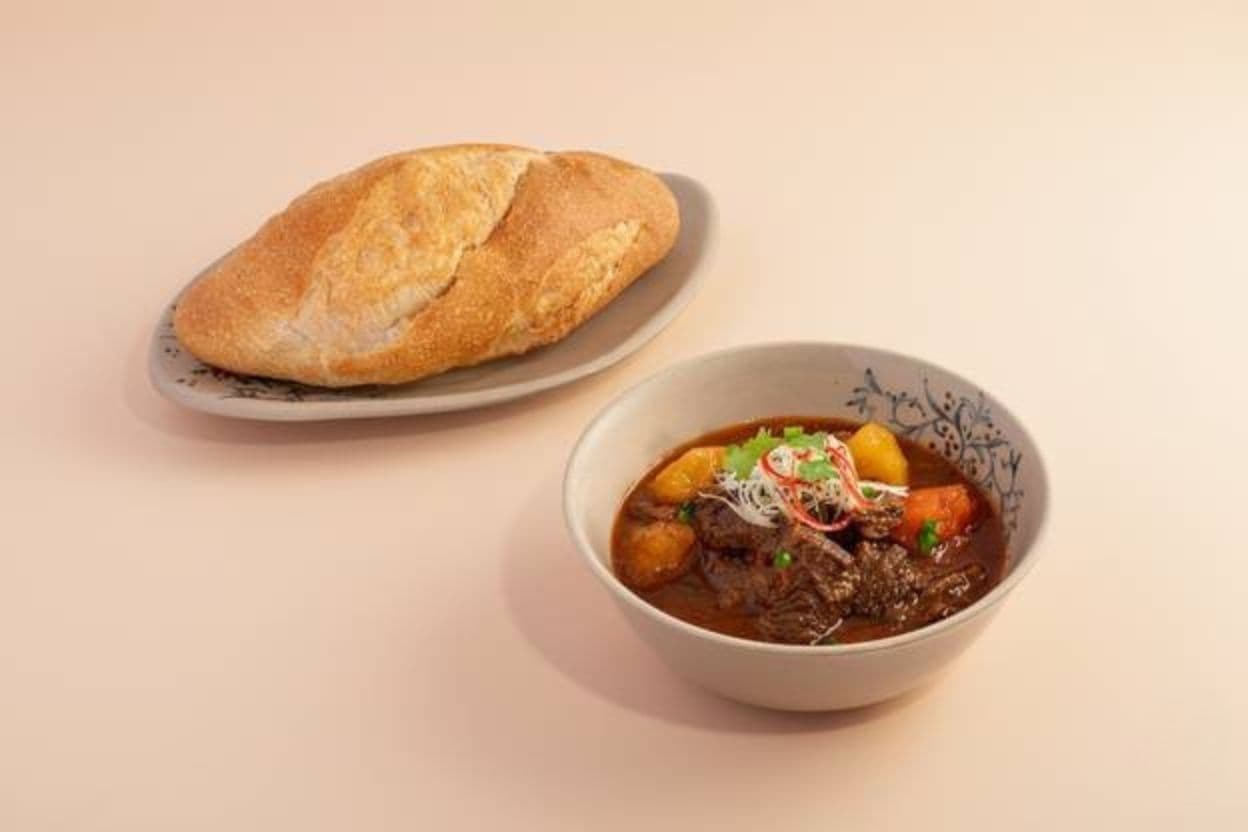 Bánh mì sốt vang